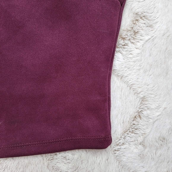 Akira Purple Strappy Shoulder Soft Crop Top Size M - Picture 8 of 11